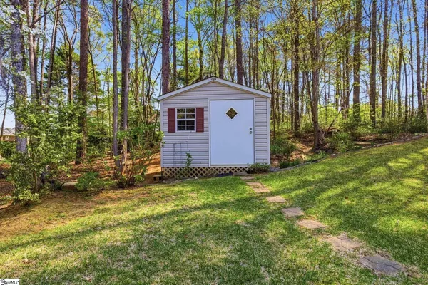 $209,900 | 206 Haltiwanger Road, Greenwood, SC 29649