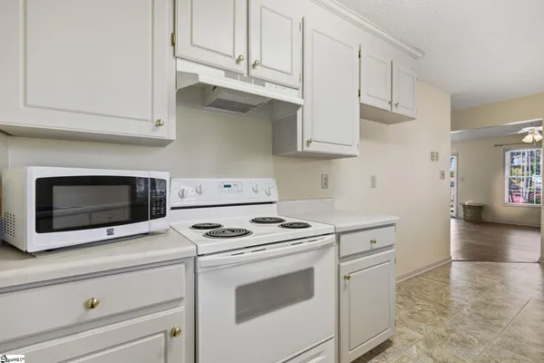 $209,900 | 206 Haltiwanger Road, Greenwood, SC 29649