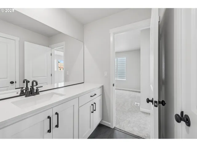 $608,548 | 18109 Northeast 17th Street, Vancouver, WA 98684