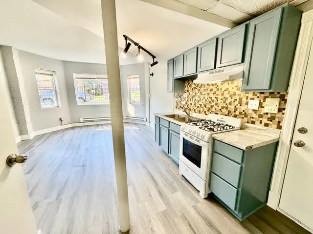 $995 | 9211 South Laflin Street, Unit 1D, Chicago, IL 60620