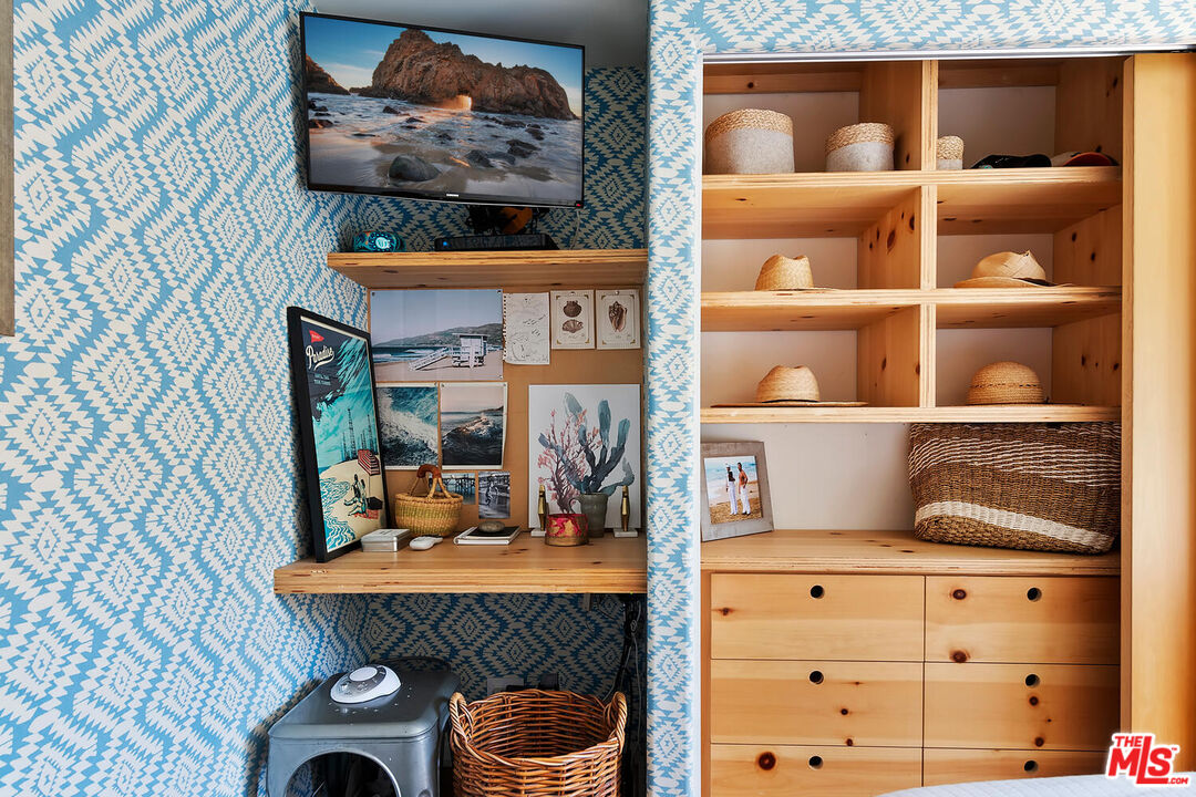 52 Paradise Cove Road Malibu, CA 90265 - Photo 21 of 39