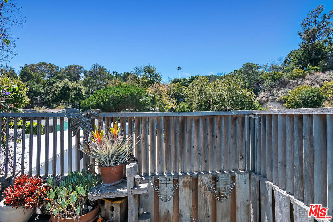 52 Paradise Cove Road Malibu, CA 90265 - Photo 29 of 39