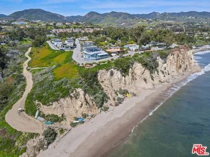 $1,035,000 | 52 Paradise Cove Road, Malibu, CA 90265