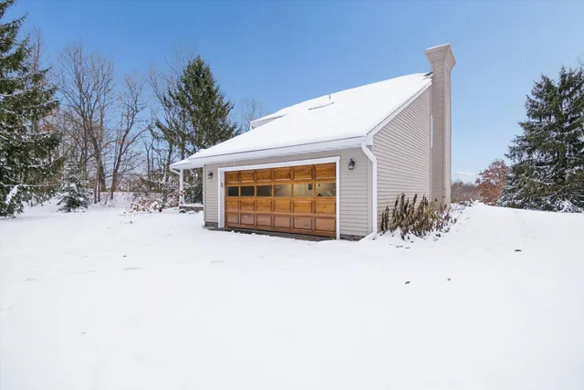 $970,000 | 17490 G-Drive North, Marshall, MI 49068