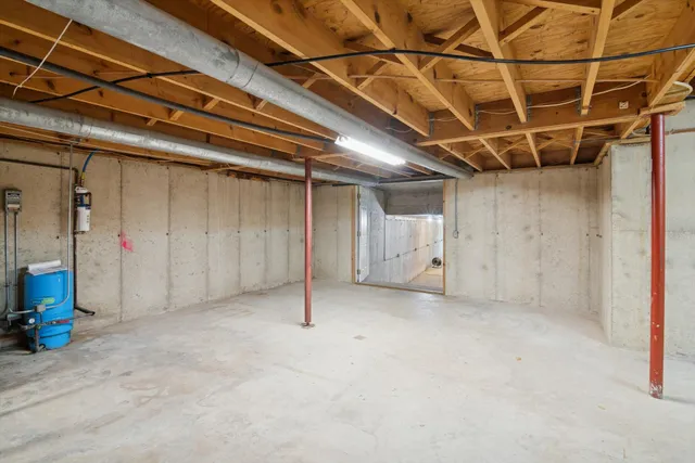 $970,000 | 17490 G-Drive North, Marshall, MI 49068