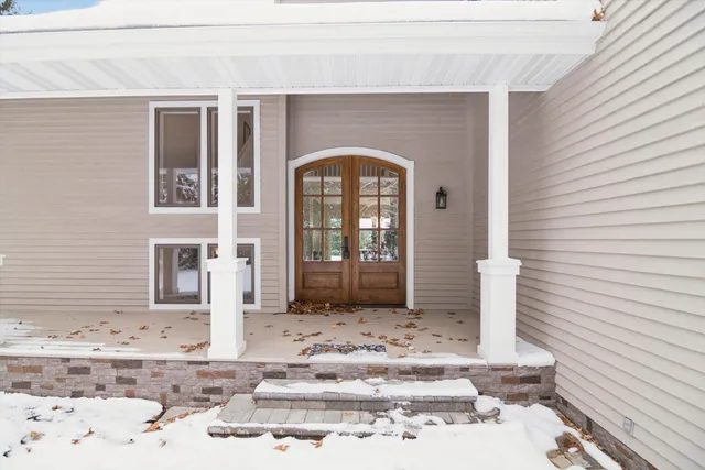 $970,000 | 17490 G-Drive North, Marshall, MI 49068