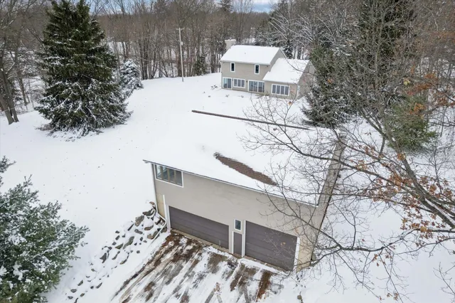 $970,000 | 17490 G-Drive North, Marshall, MI 49068