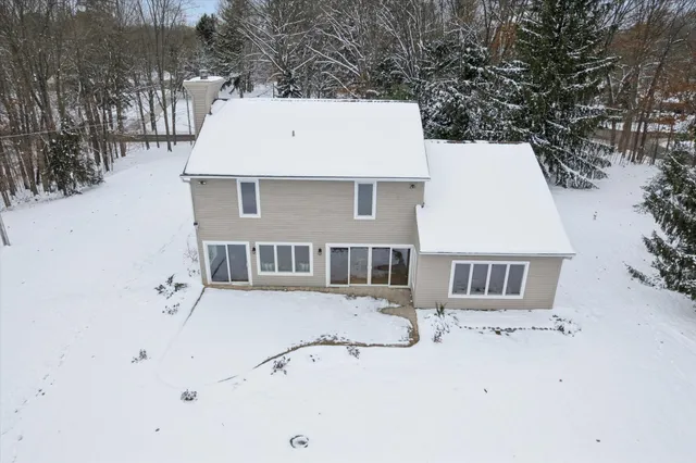 $970,000 | 17490 G-Drive North, Marshall, MI 49068