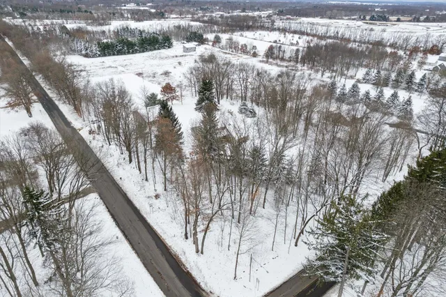 $970,000 | 17490 G-Drive North, Marshall, MI 49068