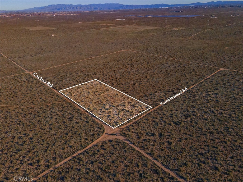 123 Tumbleweed Road Adelanto, CA 92301 - Photo 5 of 23 a view of balcony with ocean view