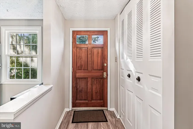 a view of front door with a door