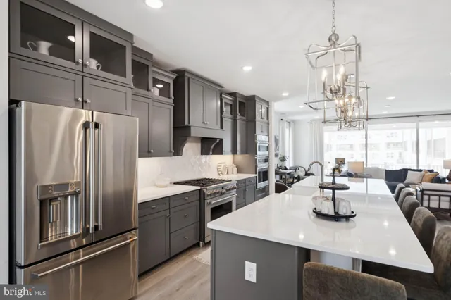 $696,999 | 14951 Deco Circle, Chantilly, VA 20151