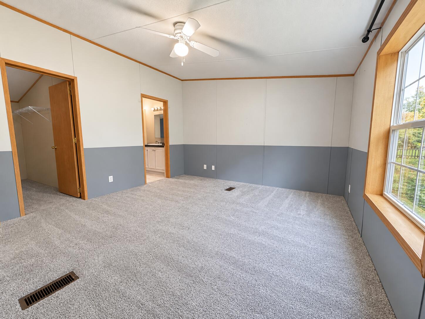 2126 State Road Eliot, ME 03903 - Photo 12 of 33 4