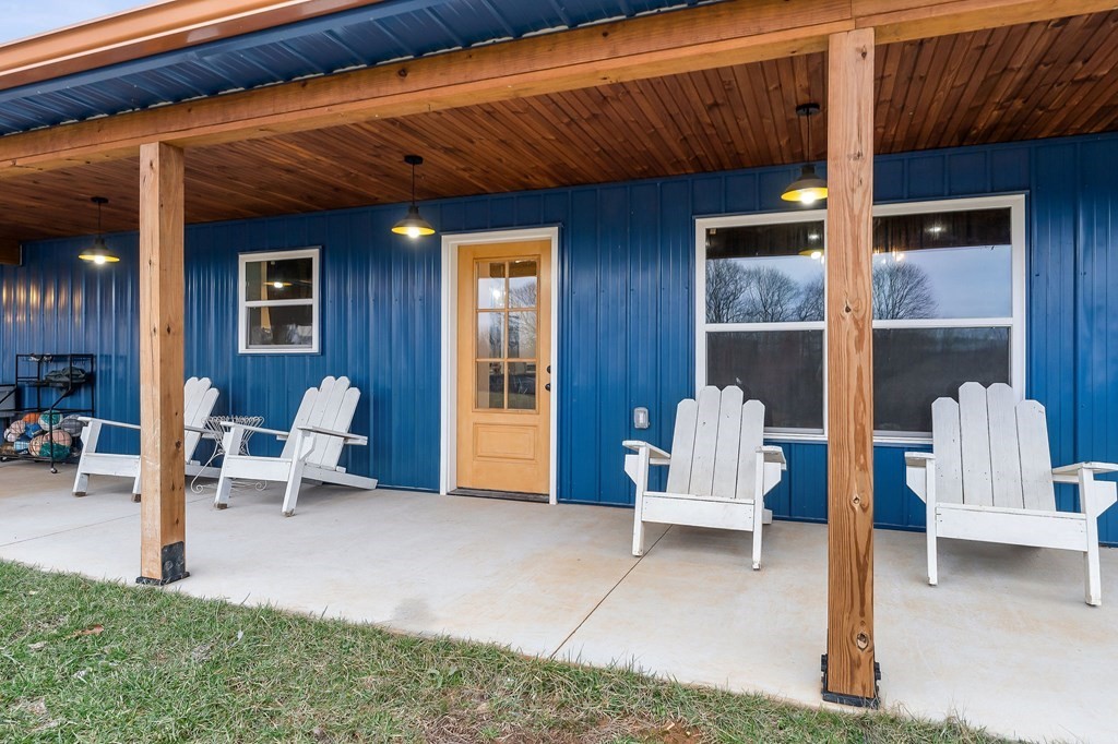 240 Bob Ledbetter Road Livingston, TN 38570 - Photo 49 of 62 a view of living room kitchen and patio