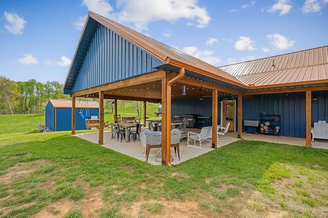 $799,900 | 240 Bob Ledbetter Road, Livingston, TN 38570