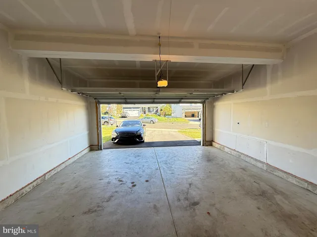 a view of a garage
