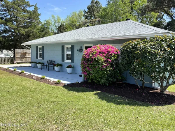 $289,000 | 923 North Yaupon Terrace, Morehead City, NC 28557