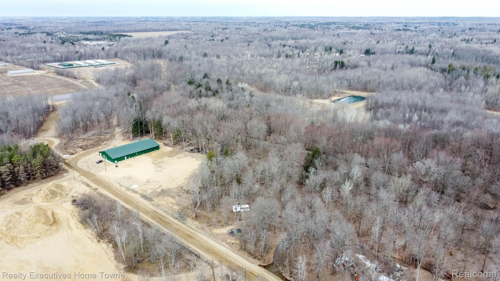 3606 Smokey Ridge Vassar, MI 48768 - Photo 2 of 18 Gallery Image 2