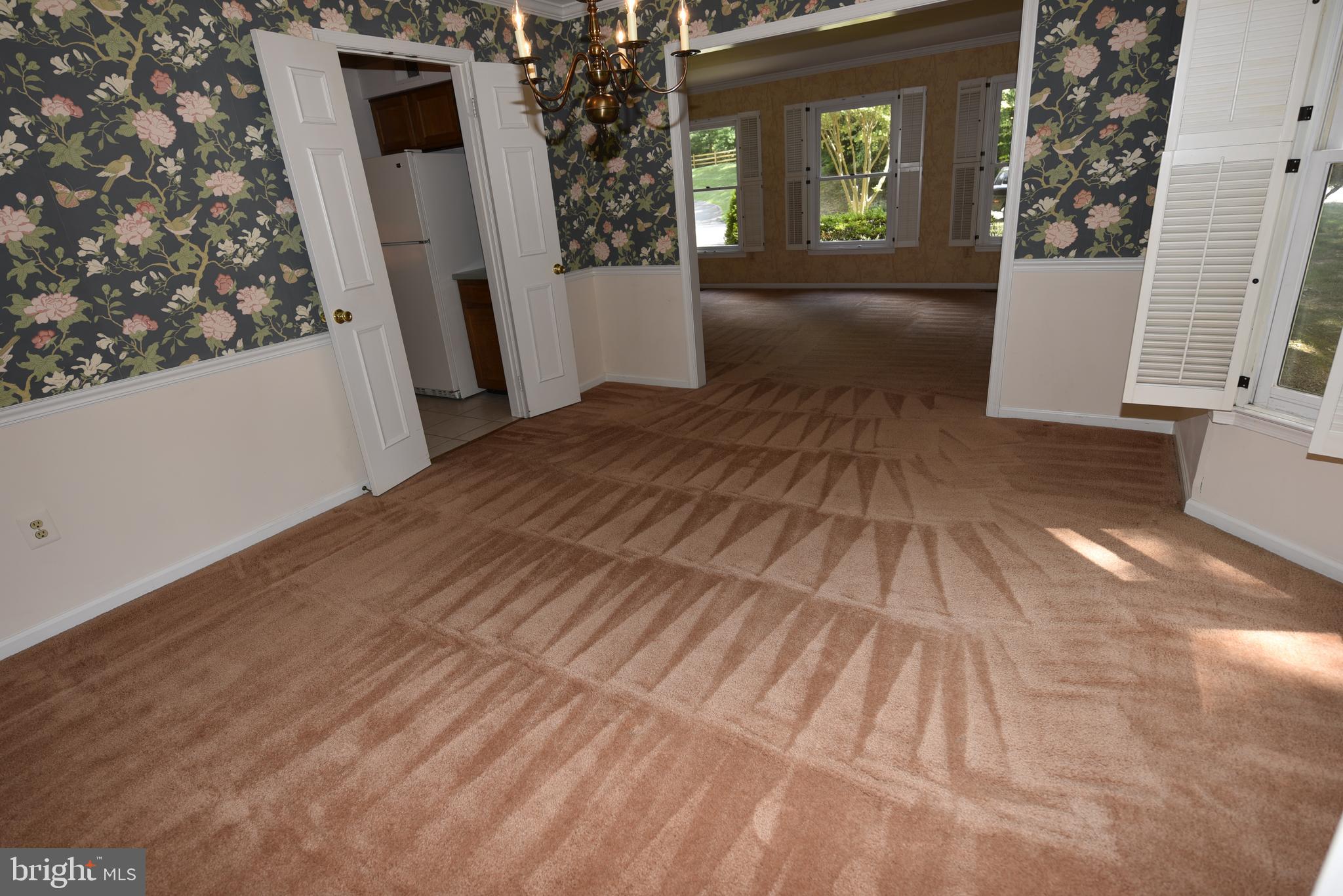 11634 Deer Forest Road Reston, VA 20194 - Photo 5 of 27 Dining Room