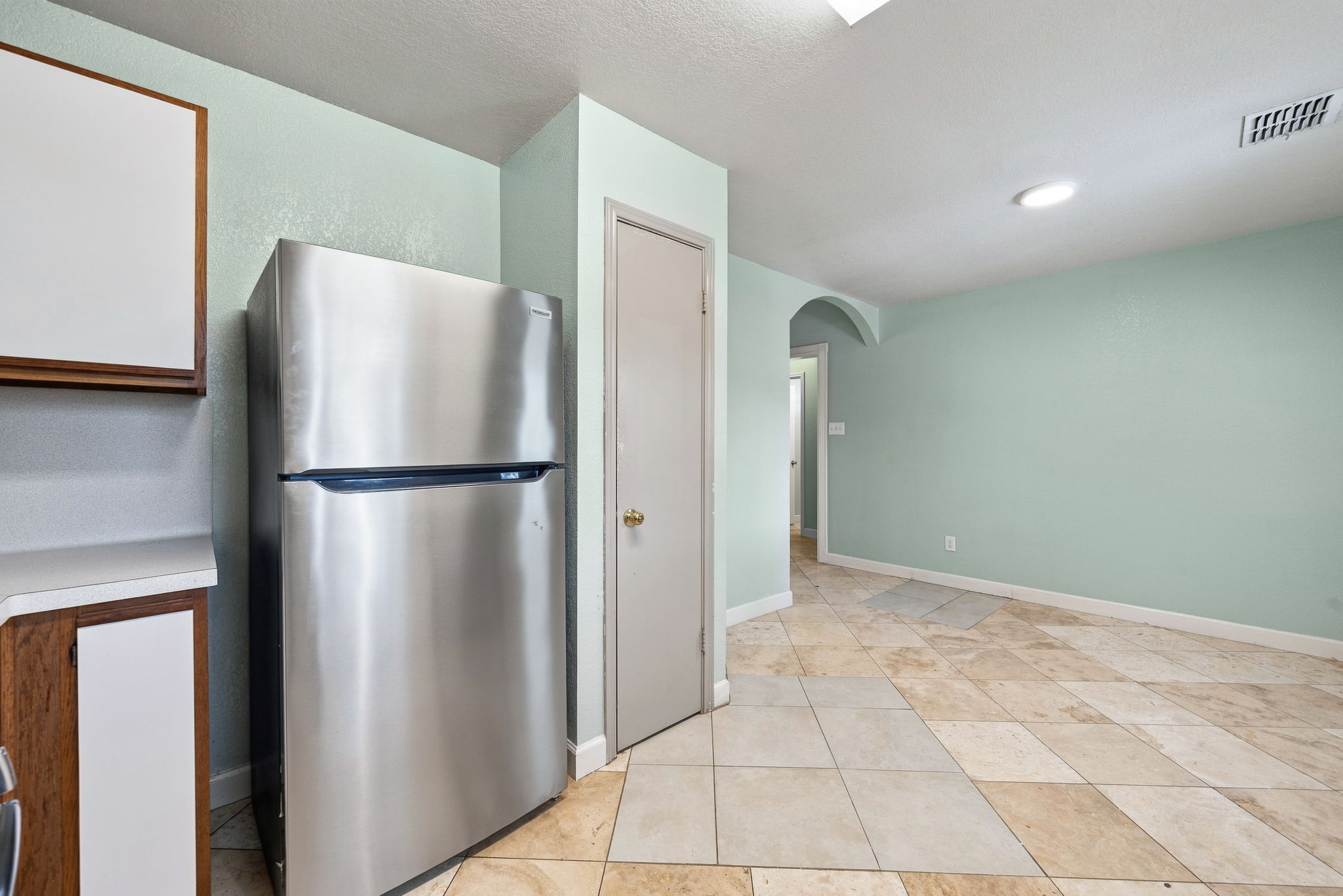 5505 Mesquite Grove Road Austin, TX 78744 - Photo 14 of 36 Gallery Image 14