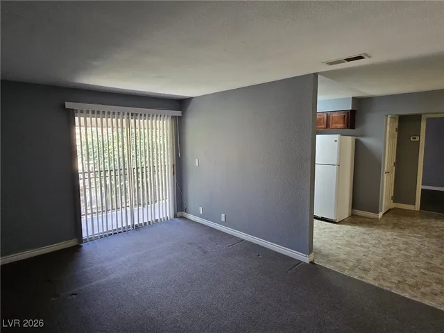 $1,098 | 5060 Indian River Drive, Unit 370, Las Vegas, NV 89103