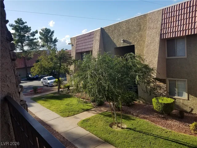 $1,098 | 5060 Indian River Drive, Unit 370, Las Vegas, NV 89103