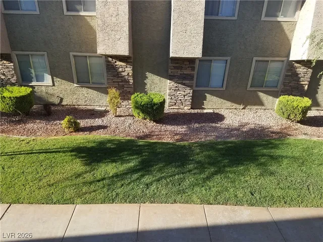 $1,098 | 5060 Indian River Drive, Unit 370, Las Vegas, NV 89103