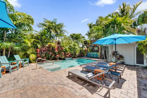 a view of outdoor space yard and patio