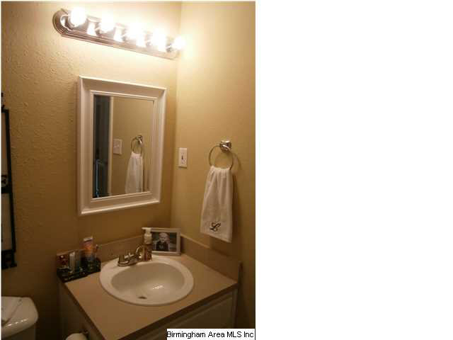 4754 Elfreth Johnson Road Birmingham, AL 35215 - Photo 16 of 21
