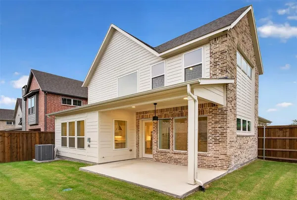 $849,000 | 9676 Mav Lane, Dallas, TX 75238