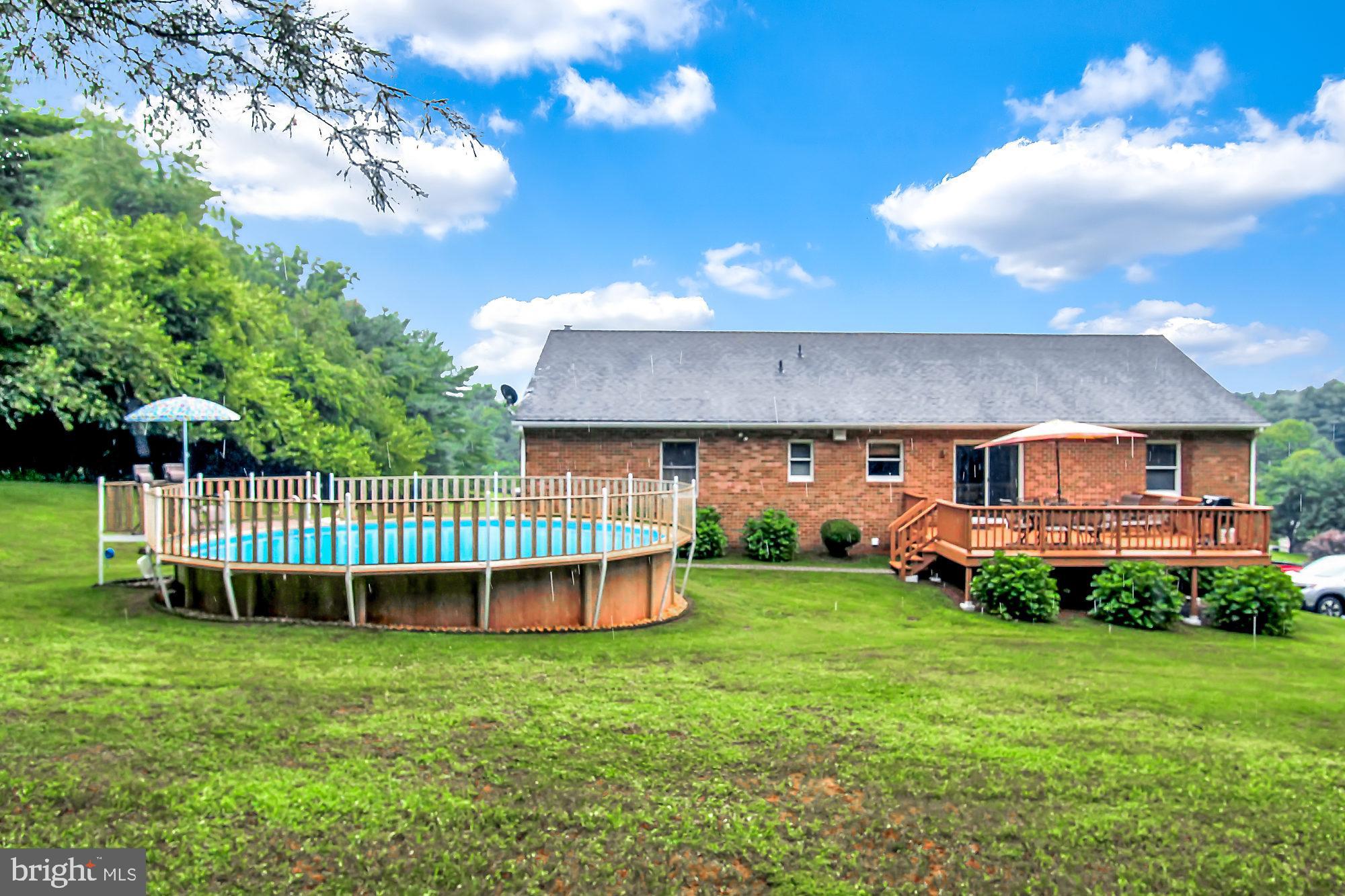 2712 Garrett Road White Hall, MD 21161 - Photo 40 of 48 24' Pool
