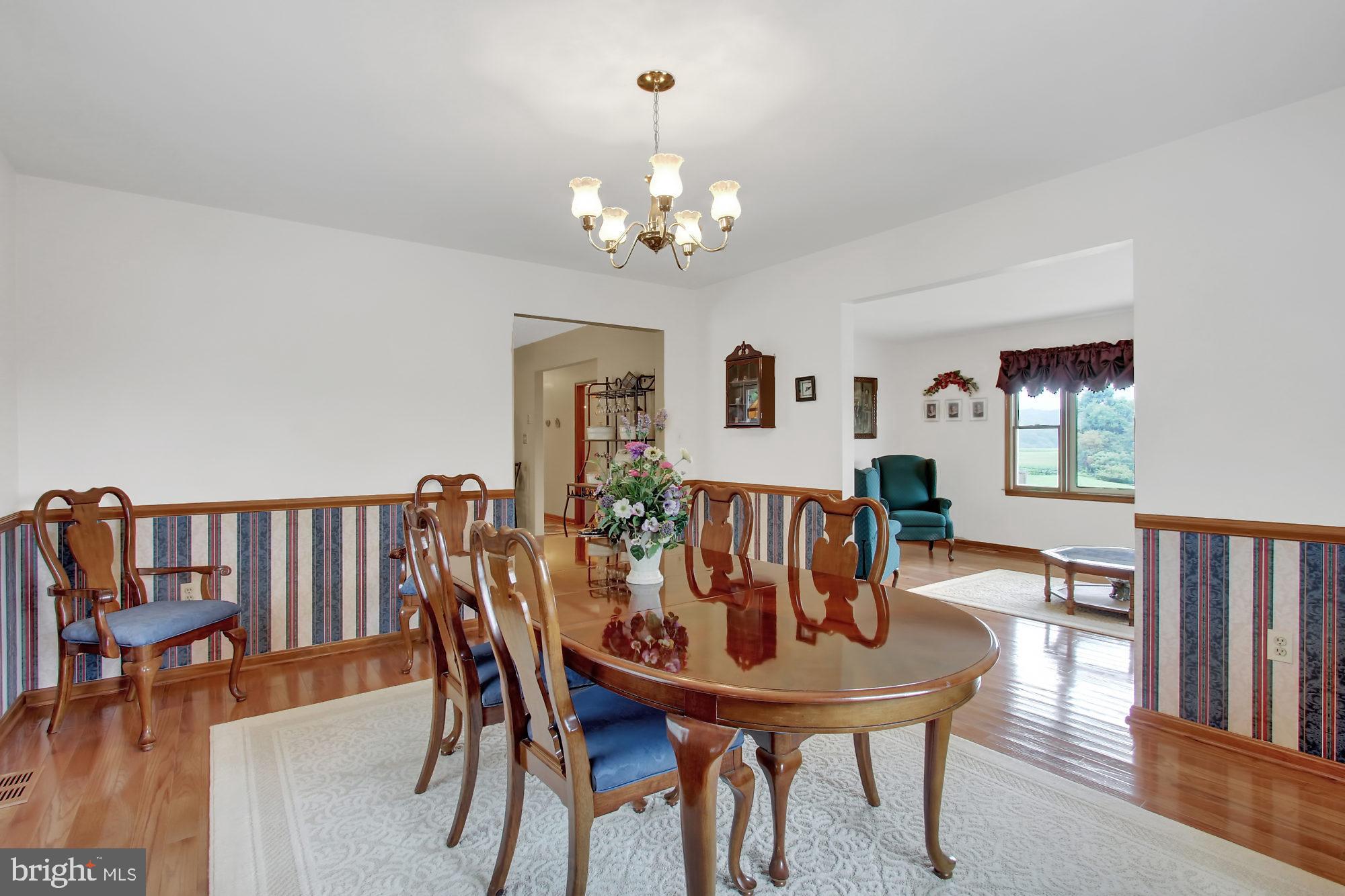 2712 Garrett Road White Hall, MD 21161 - Photo 9 of 48 Dining room