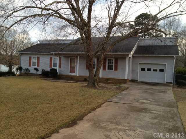 545 Harbor Road Norwood, NC 28128 - Photo 3 of 15 Gallery Image 3