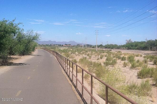 2550 East River Road, Unit 5201 Tucson, AZ 85718 - Photo 24 of 26