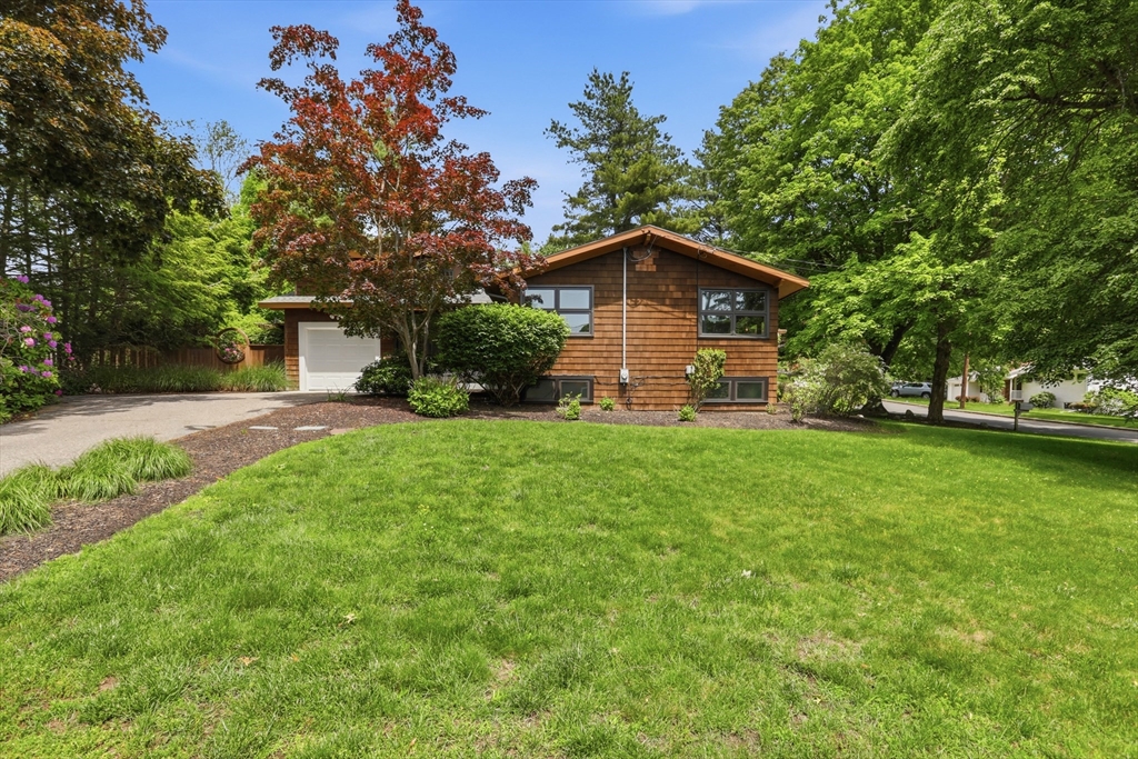 15 Thornberry Road Winchester, MA 01890 - Photo 2 of 41