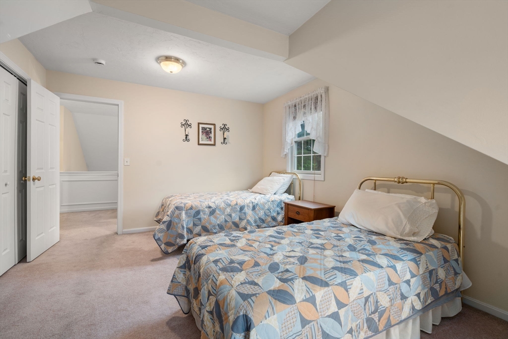 82 Fox Run Road, Unit 82 Blackstone, MA 01504 - Photo 21 of 26