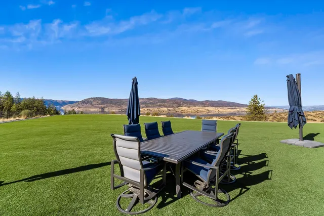 $1,500,000 | 29249 Rock Land Way East, Unit 29249 ROCK LAND WAY EAST, Seven Bays, WA 99122