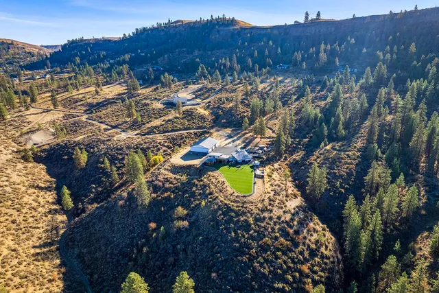 $1,500,000 | 29249 Rock Land Way East, Unit 29249 ROCK LAND WAY EAST, Seven Bays, WA 99122