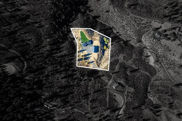 $1,500,000 | 29249 Rock Land Way East, Unit 29249 ROCK LAND WAY EAST, Seven Bays, WA 99122