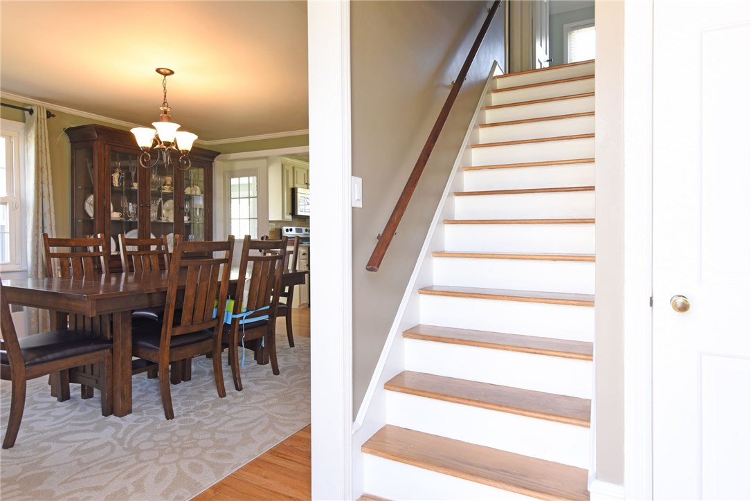 142 Lansdowne Road Warwick, RI 02888 - Photo 12 of 36 Gallery Image 12