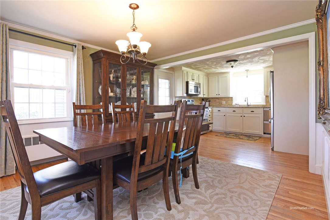142 Lansdowne Road Warwick, RI 02888 - Photo 13 of 36 Gallery Image 13