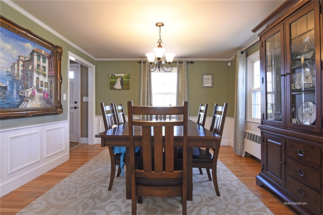 142 Lansdowne Road Warwick, RI 02888 - Photo 14 of 36 Gallery Image 14