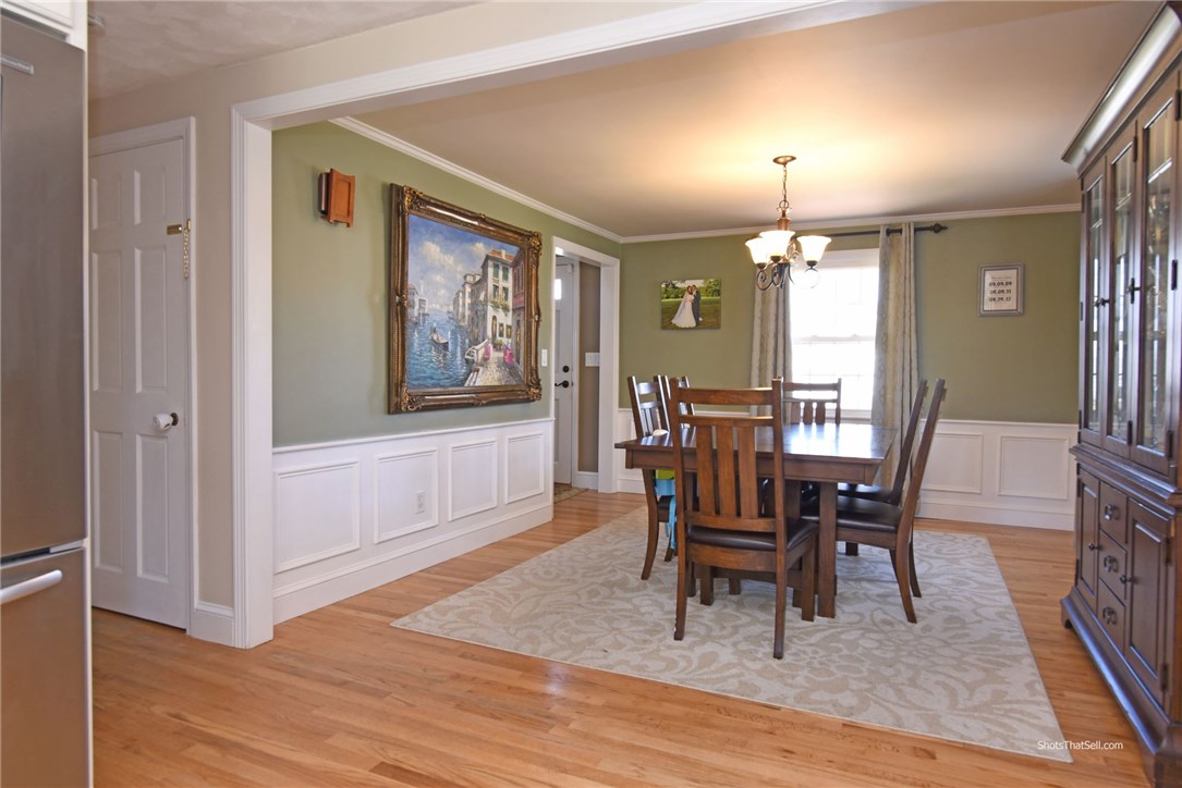 142 Lansdowne Road Warwick, RI 02888 - Photo 19 of 36 Gallery Image 19