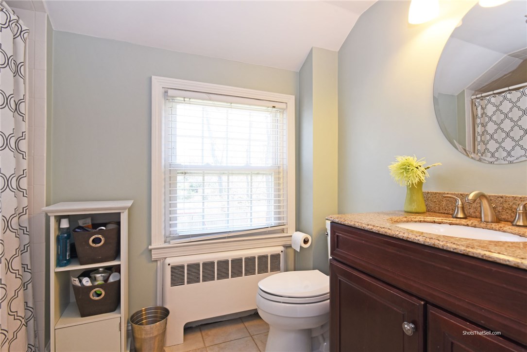 142 Lansdowne Road Warwick, RI 02888 - Photo 31 of 36 Gallery Image 31
