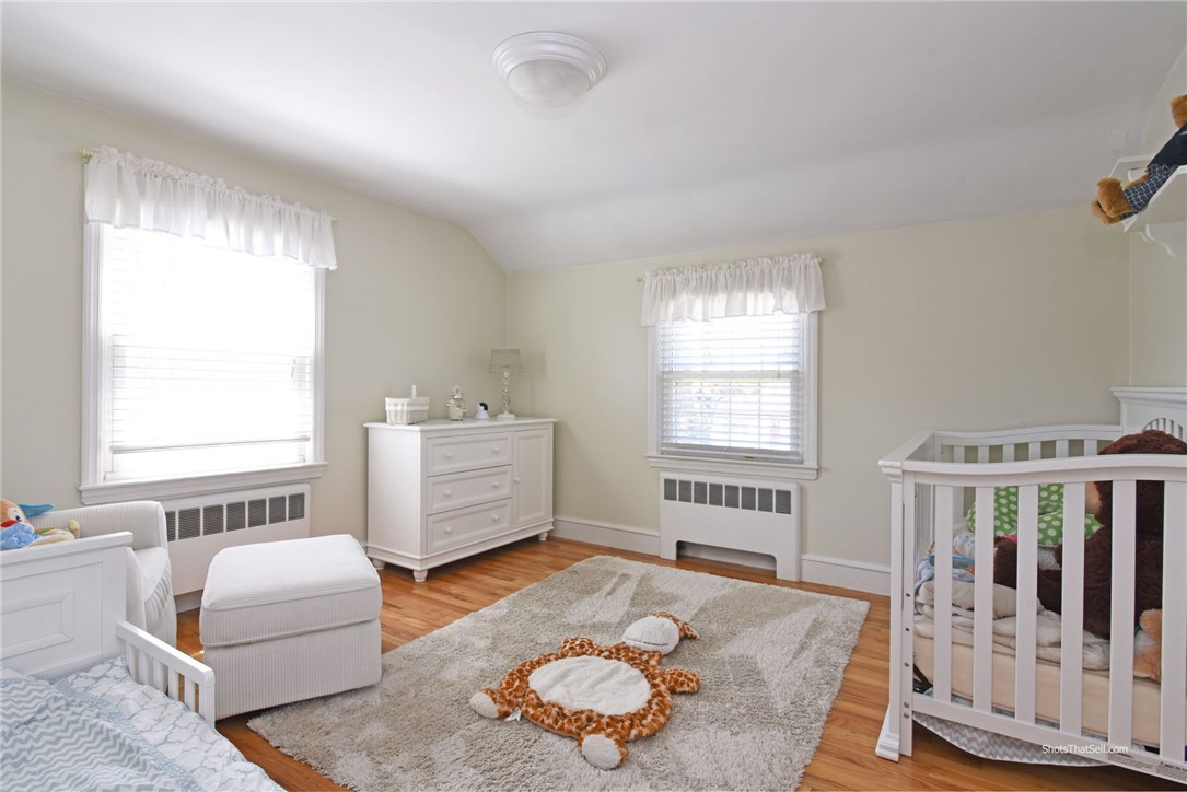 142 Lansdowne Road Warwick, RI 02888 - Photo 34 of 36 Gallery Image 34