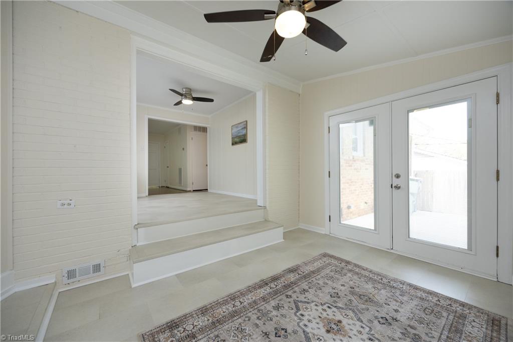 321 Clapp Street Graham, NC 27253 - Photo 16 of 34