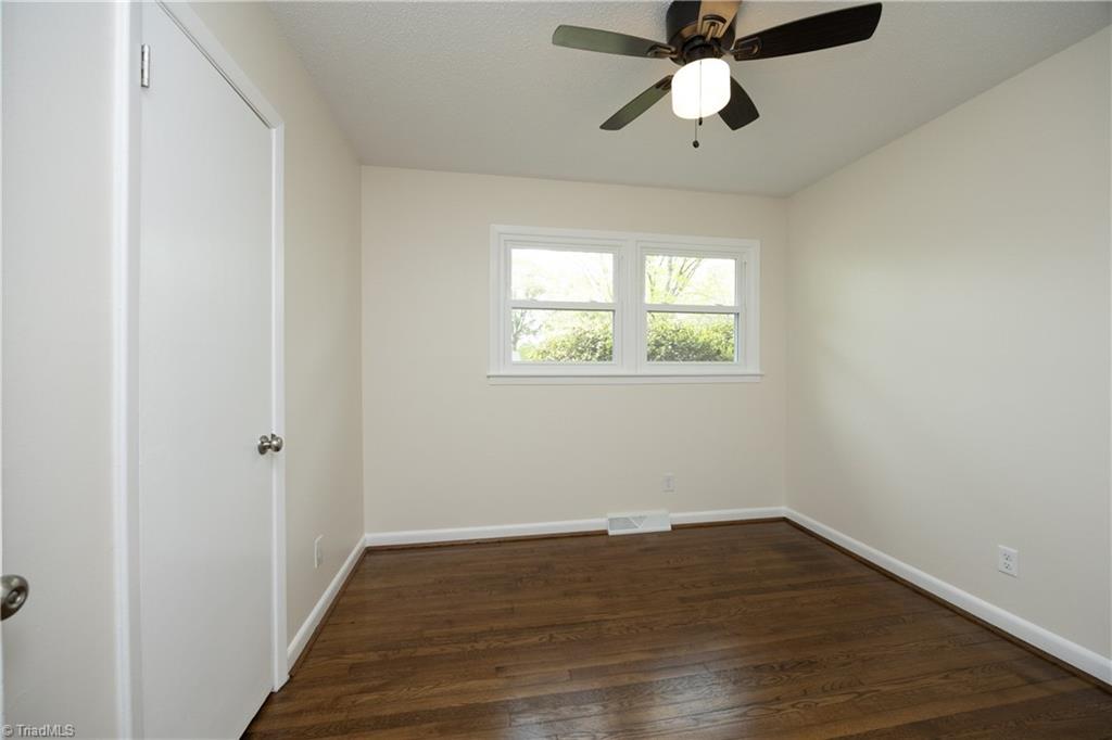321 Clapp Street Graham, NC 27253 - Photo 22 of 34