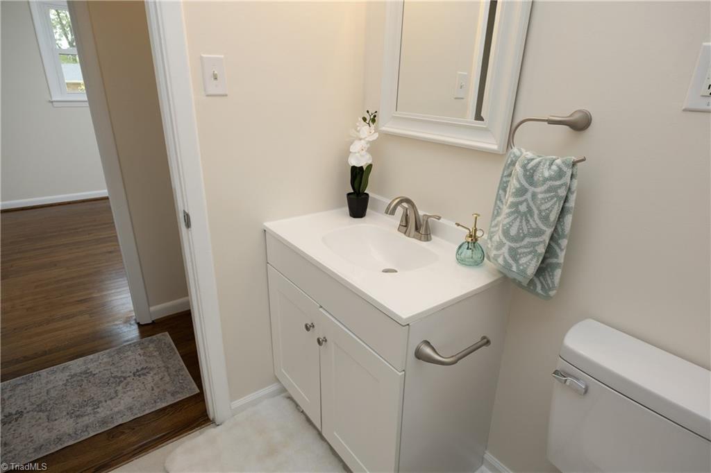 321 Clapp Street Graham, NC 27253 - Photo 26 of 34