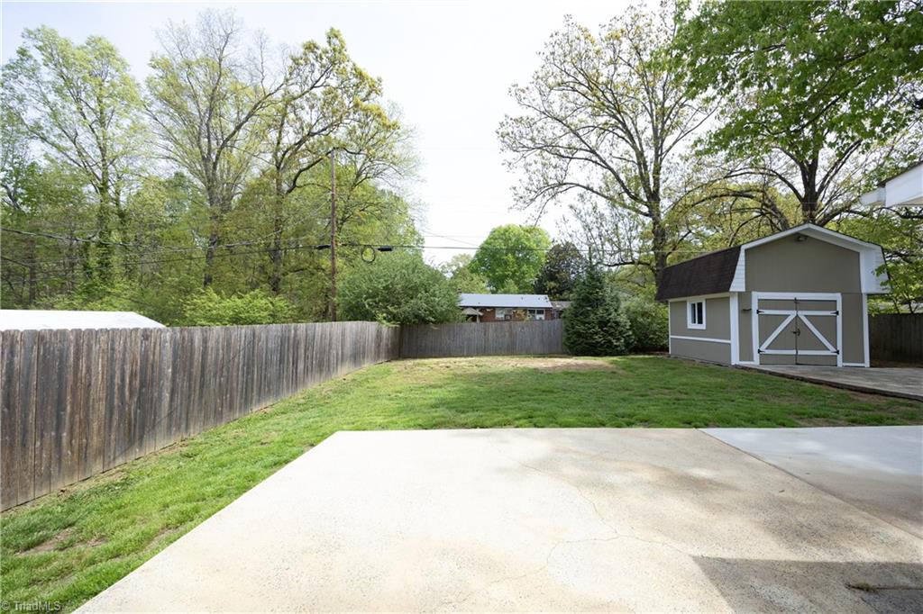 321 Clapp Street Graham, NC 27253 - Photo 28 of 34