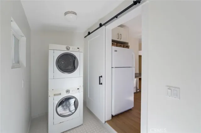 $1,750,000 | 2720 Carnegie Lane, Redondo Beach, CA 90278